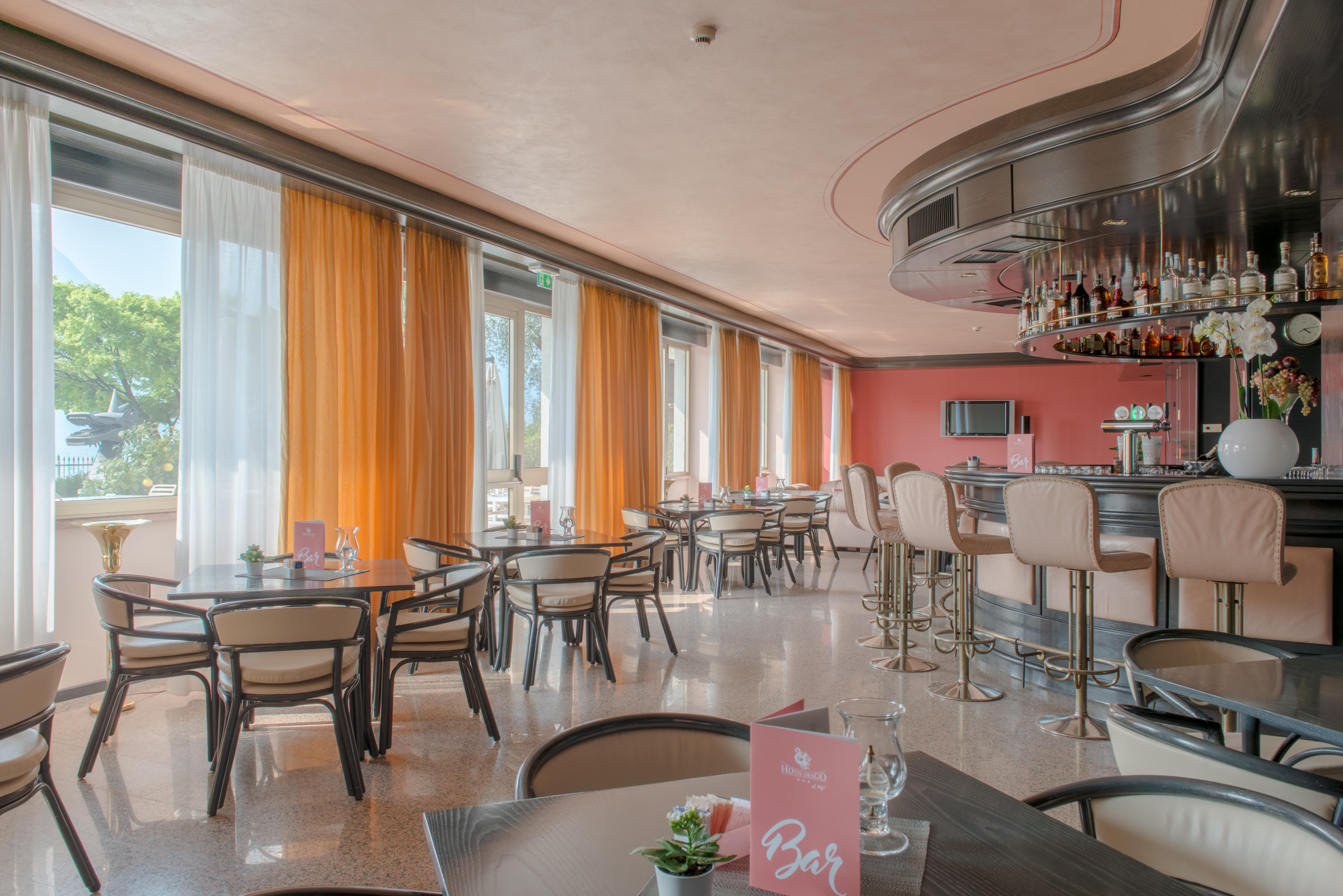 Hotel Drago Бренцоне-суль-Гарда Экстерьер фото