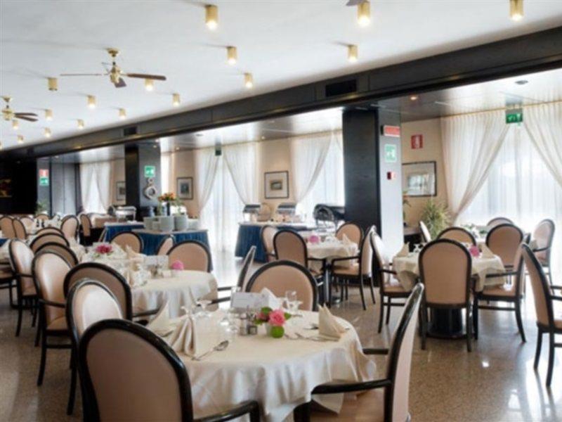 Hotel Drago Бренцоне-суль-Гарда Экстерьер фото